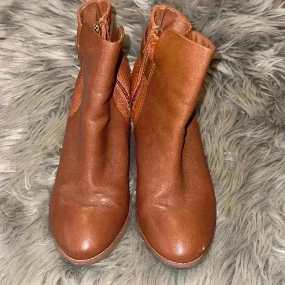 Anthropologie Seychelles Brown Side Zip Ankle Heel Bootie Size 8.5 - Picture 2 of 14